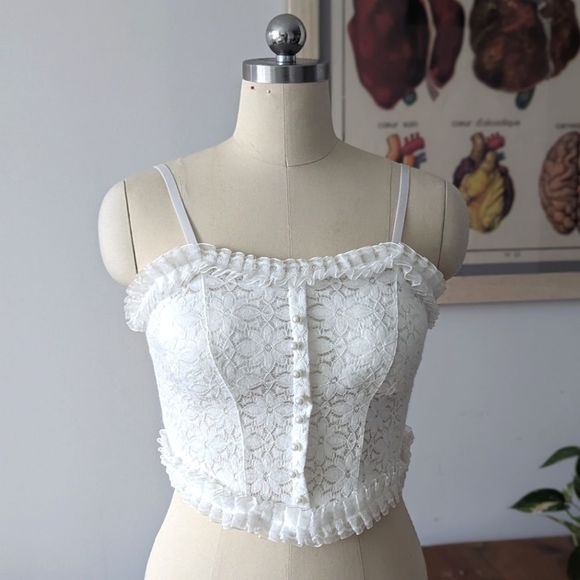Tops - Stretchy lace camisole S